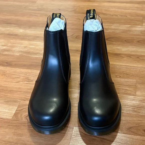 Dr. Martens 2976 Smooth Leather Chelsea Boots - US Women 9 Men 8 Black 11853001 - Picture 8 of 15